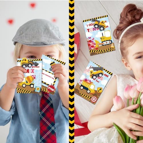 Libima 30 Piece Valentine Construction Vehicle Gift Set